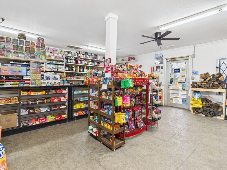 More Photos Of 12240 S Dixie, La Salle Convenience Store For Sale