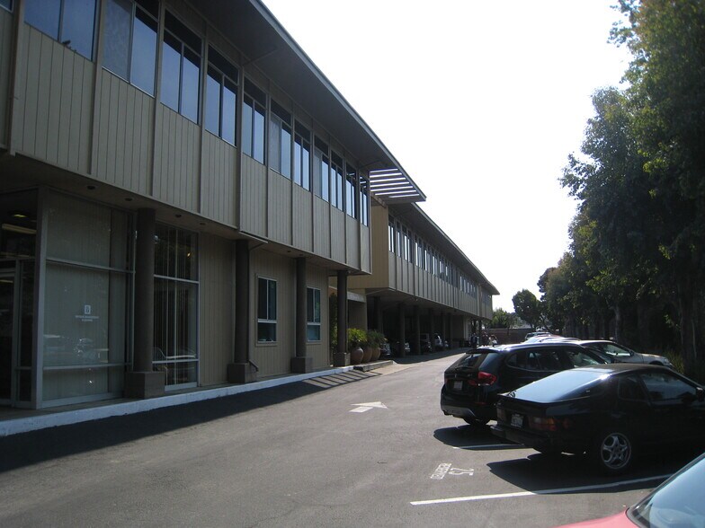 More Photos Of 180 Harbor Dr, Sausalito Office Residential For Lease