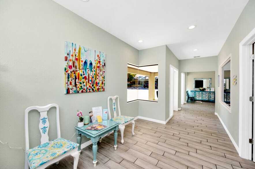 Primary Photo Of 32502 US Highway 19 N, Palm Harbor Office For Lease