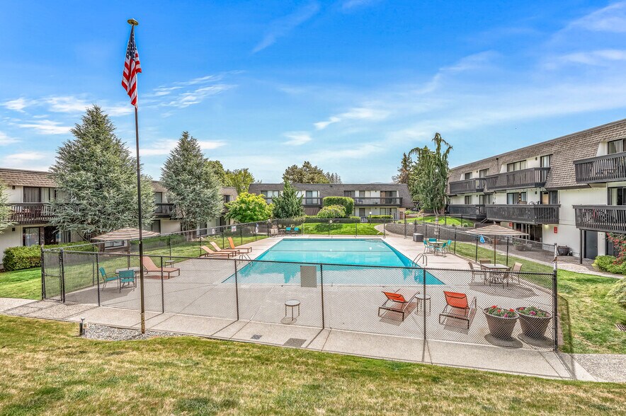 More Photos Of 1311 Westwood Ave, Wenatchee Apartments For Sale