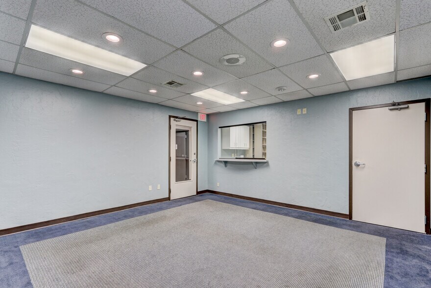 More Photos Of 5622 N Portland Ave, Oklahoma City Medical For Lease