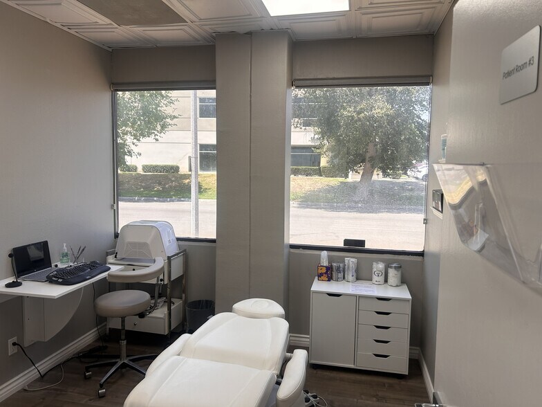 More Photos Of 1830 Commercenter East, San Bernardino Medical For Lease