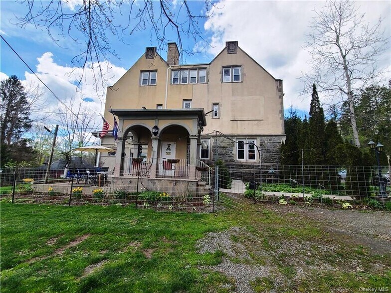 More Photos Of 48 Loomis Village Rd, Liberty Apartments For Sale