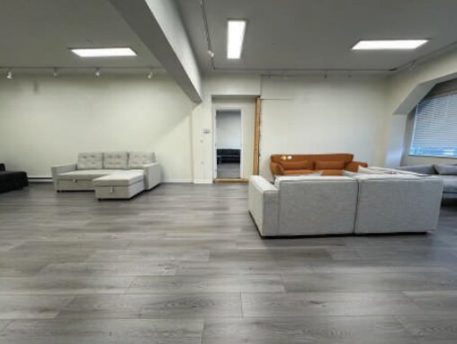 More Photos Of 12560 Bridgeport Rd, Richmond Storefront Retail Office For Sale