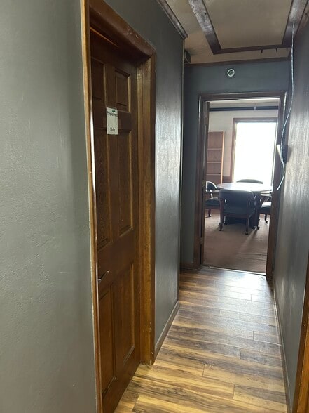 More Photos Of 198 George St, Beckley Research And Development For Lease