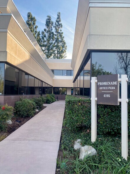 More Photos Of 4165-4195 E Thousand Oaks Blvd, Westlake Village Office For Lease