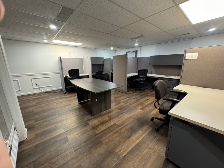 More Photos Of 51024 Portage Rd, South Bend Office Residential For Sale