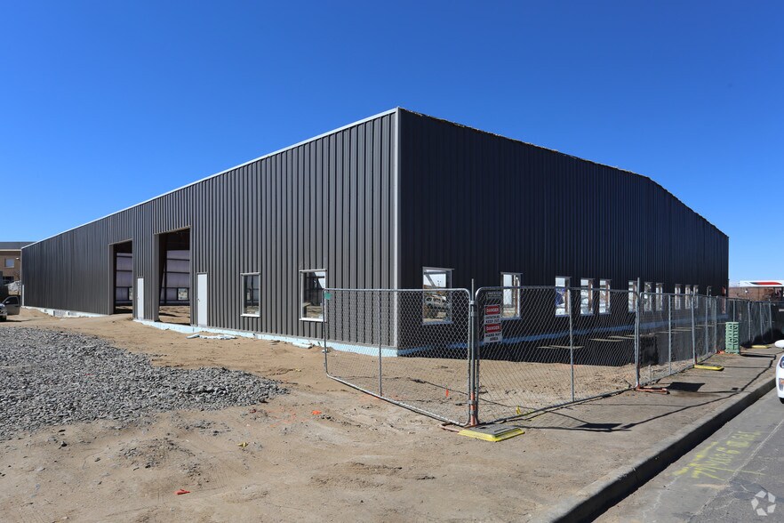 Primary Photo Of 13000 Albrook Dr, Denver Warehouse For Lease
