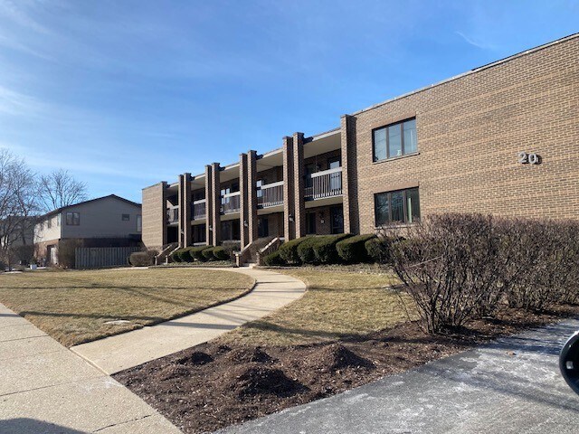 More Photos Of 20 S Dee Rd, Park Ridge Apartments For Sale