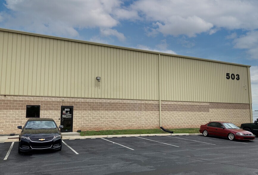 More Photos Of 503-509 Industrial Dr, Lewisberry Warehouse For Lease