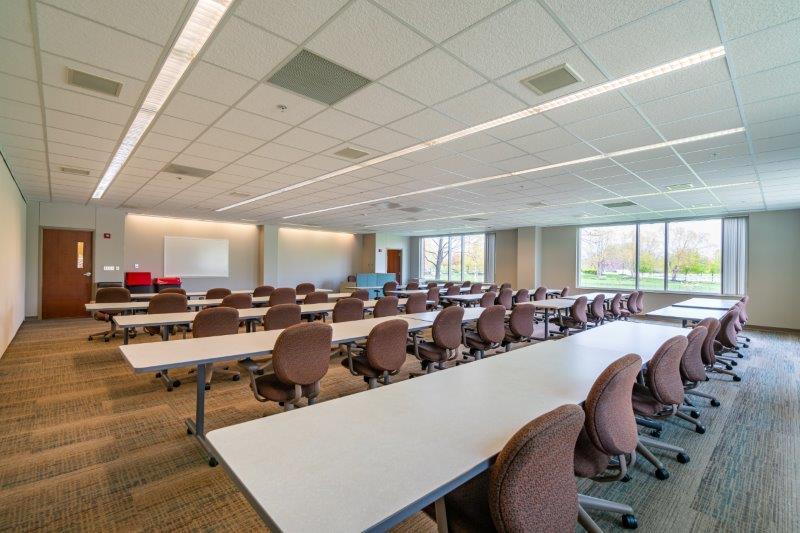 More Photos Of 5400 New Albany Rd, New Albany Office For Lease