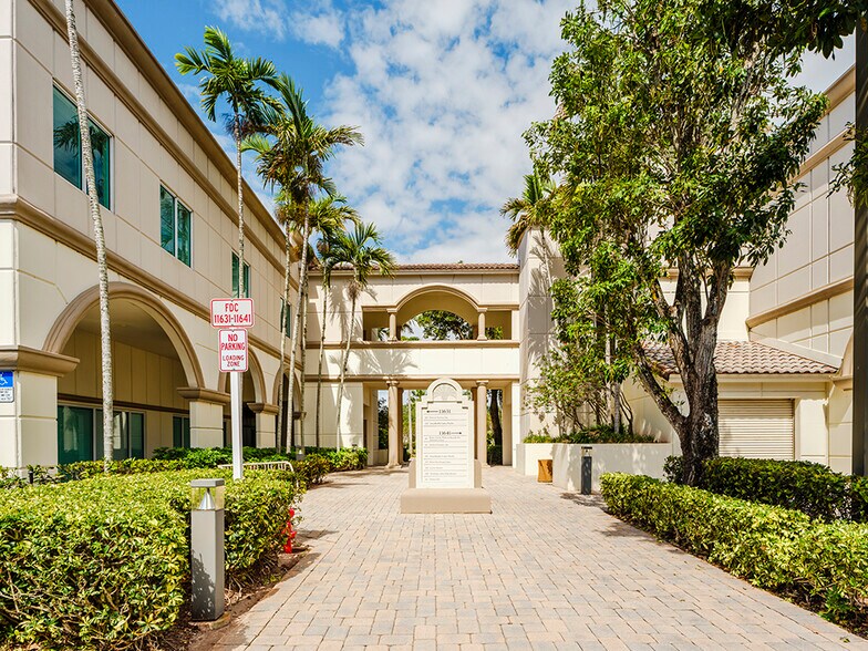More Photos Of , Palm Beach Gardens Office For Sale