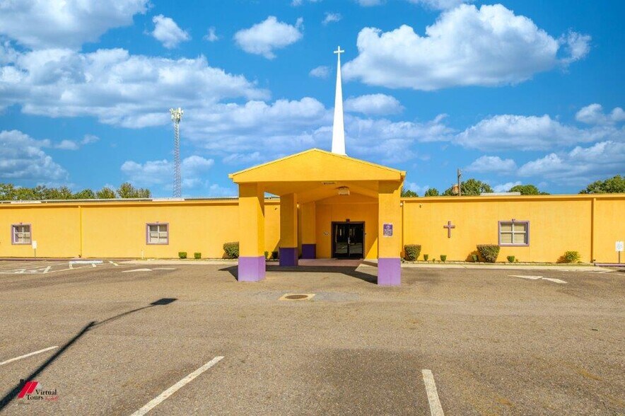 More Photos Of 6808 Jefferson Paige Rd, Shreveport Religious Facility For Sale