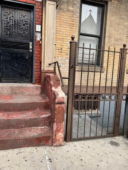 More Photos Of 2539 Church Ave, Brooklyn Apartments For Sale