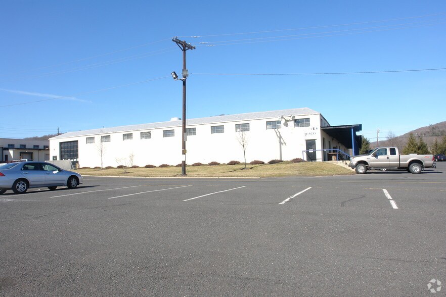 1E Chimney Rock Rd, Bound Brook, NJ 08807 Flex/R&D For Lease