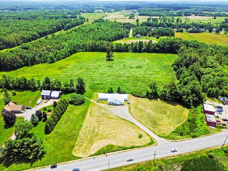 More Photos Of 53 Neck Rd, Benton General Retail For Sale