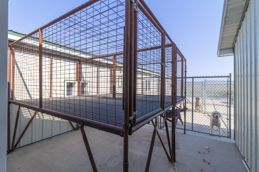 More Photos Of 12646 300th st, Wheeler Specialty For Sale