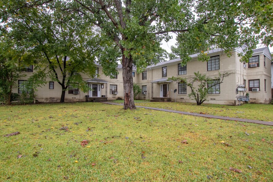 More Photos Of 2203-2209 N Fitzhugh Ave, Dallas Apartments For Sale