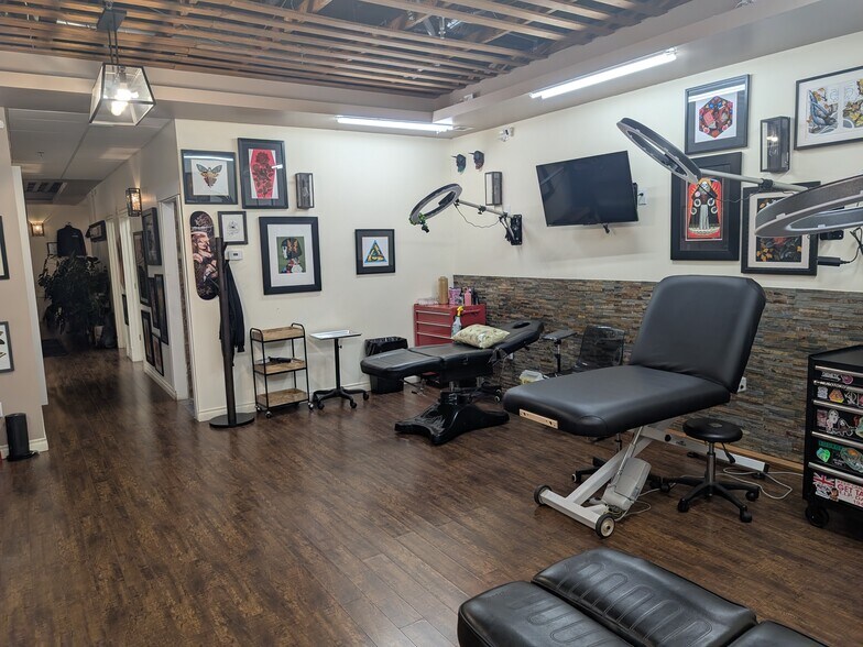 More Photos Of 10416 81st Ave NW, Edmonton Apartments For Lease