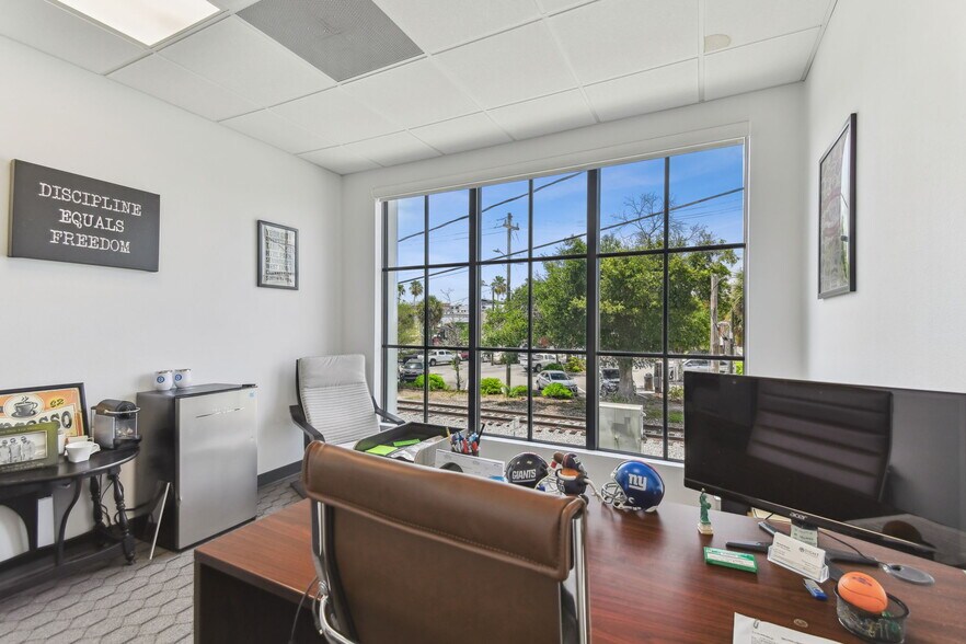 More Photos Of 1919 E 6th Ave, Tampa Office For Sale
