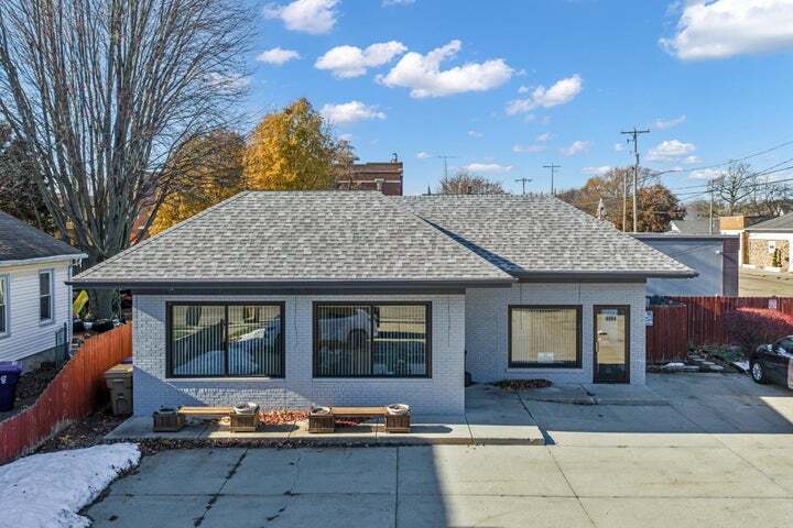 Primary Photo Of 4104 7th Ave, Kenosha Freestanding For Sale