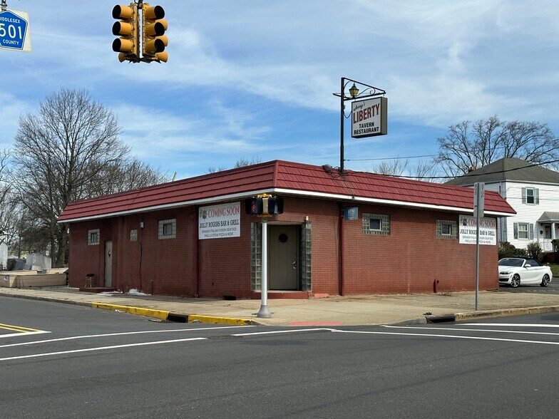 More Photos Of 633 King George Rd, Fords Restaurant For Sale