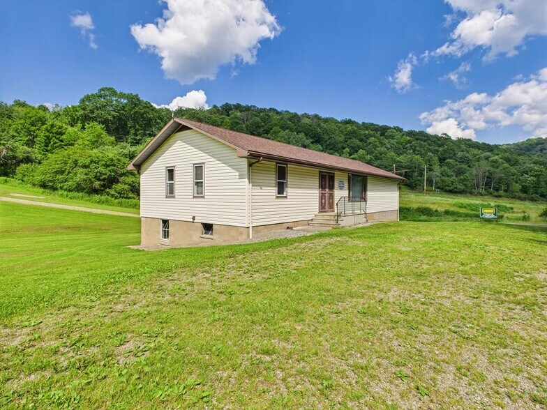 More Photos Of 40 Hebron Rd, Coudersport Warehouse For Sale