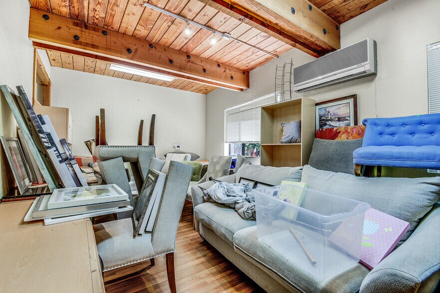 More Photos Of 43213 Mission Blvd, Fremont Office For Sale