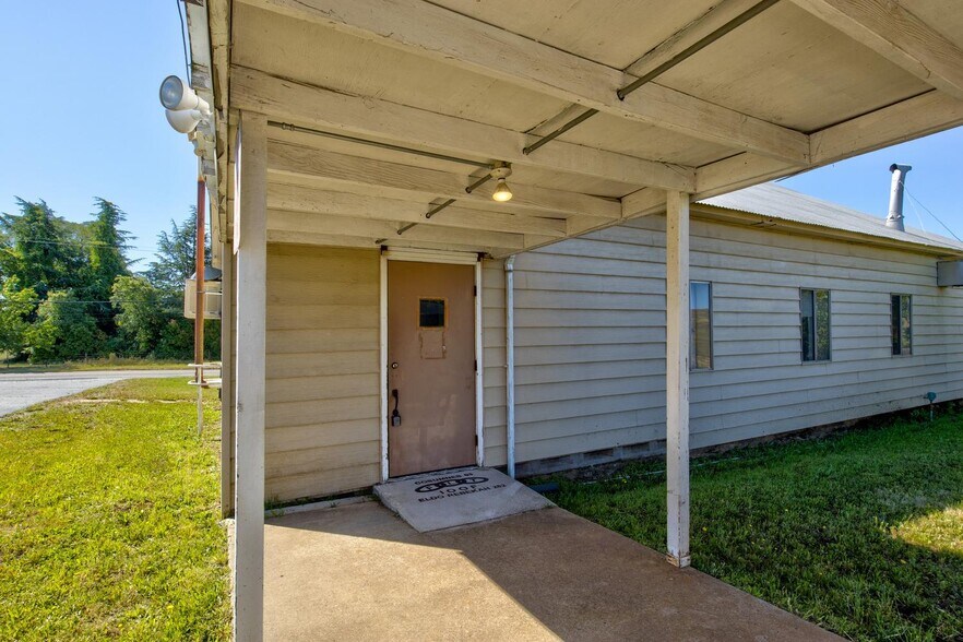 More Photos Of 7672 S Shingle Rd, Shingle Springs General Retail For Sale