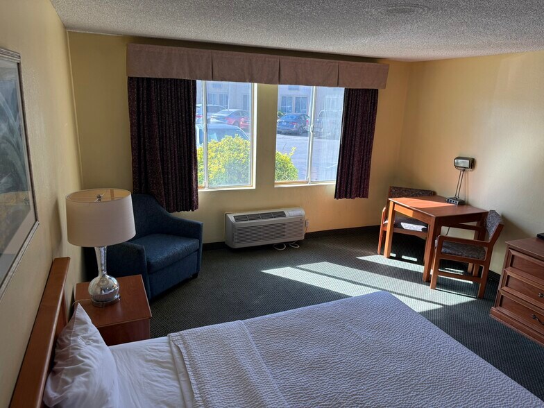 More Photos Of 4219 E Waterloo Rd, Stockton Hotel For Sale