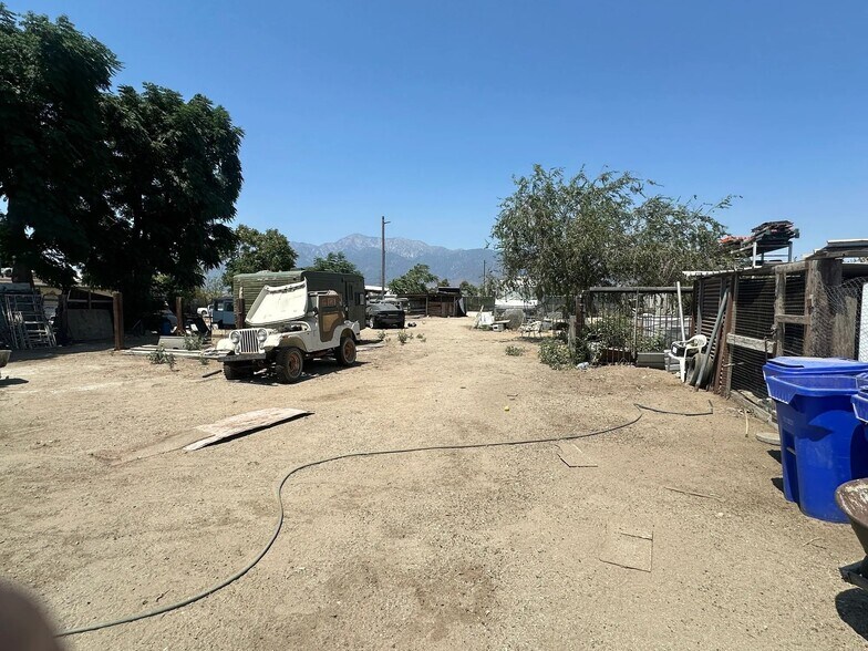 More Photos Of 13404 Arrow Rt, Fontana Contractor Storage Yard For Sale