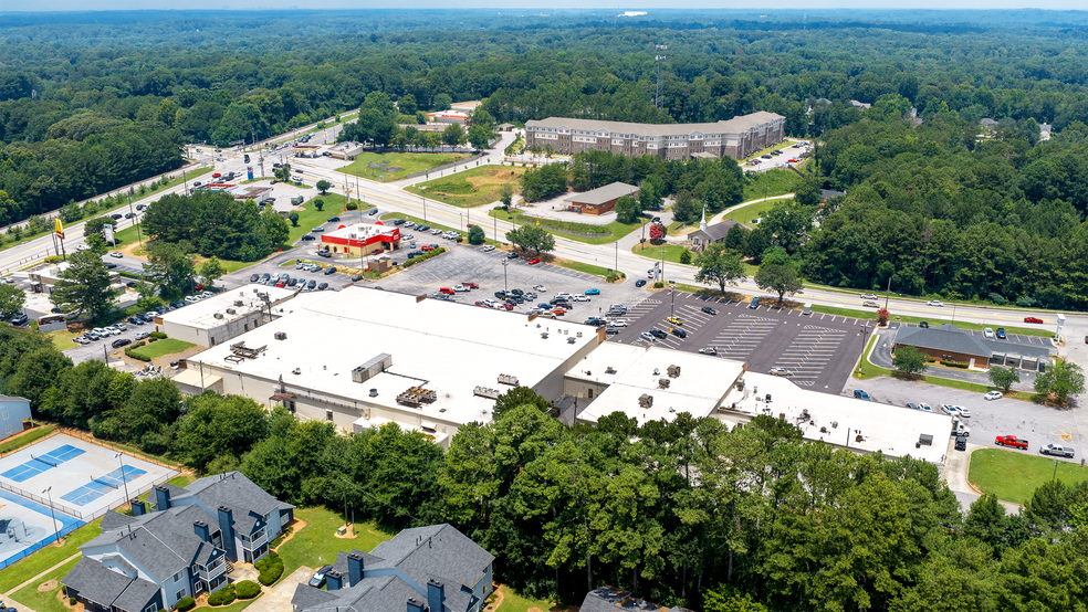 More Photos Of 5751 Rockbridge Rd, Stone Mountain Freestanding For Sale