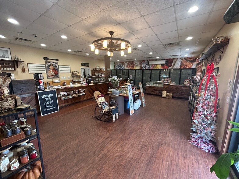 More Photos Of 8291 Savannah Hwy Hwy, Norway Restaurant For Sale