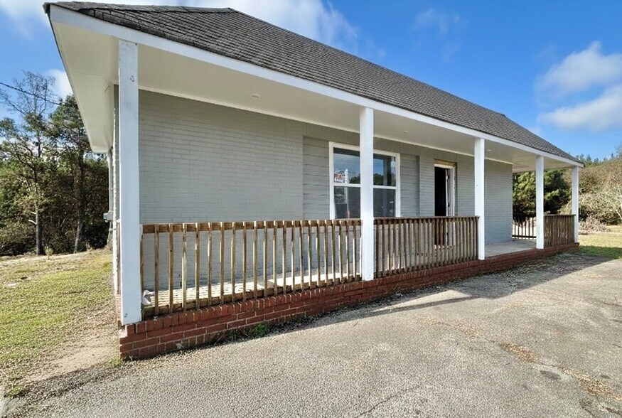 More Photos Of 2563 Roosevelt Hwy, Manchester Office For Sale