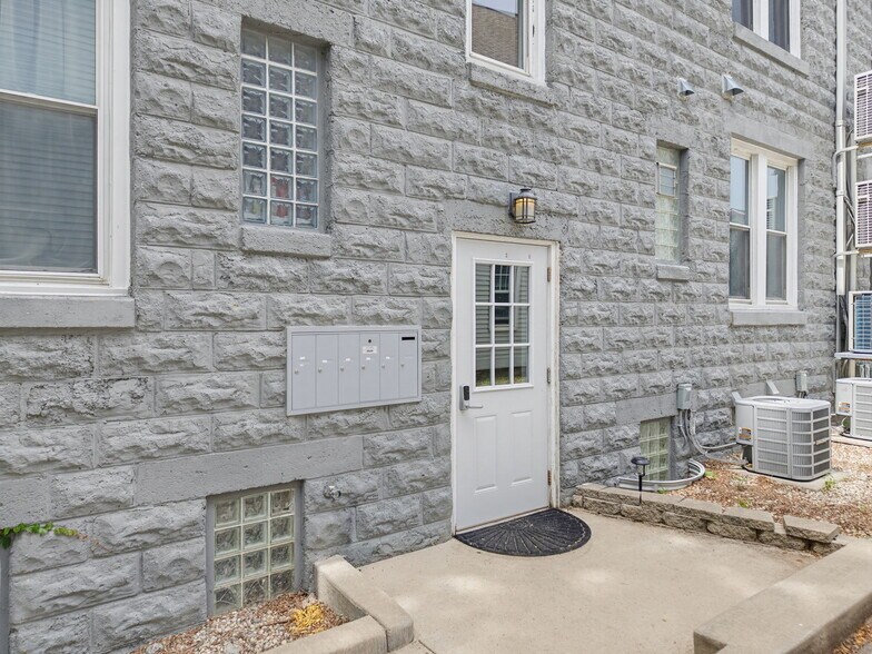 More Photos Of 2436 S Wentworth Ave, Milwaukee Apartments For Sale