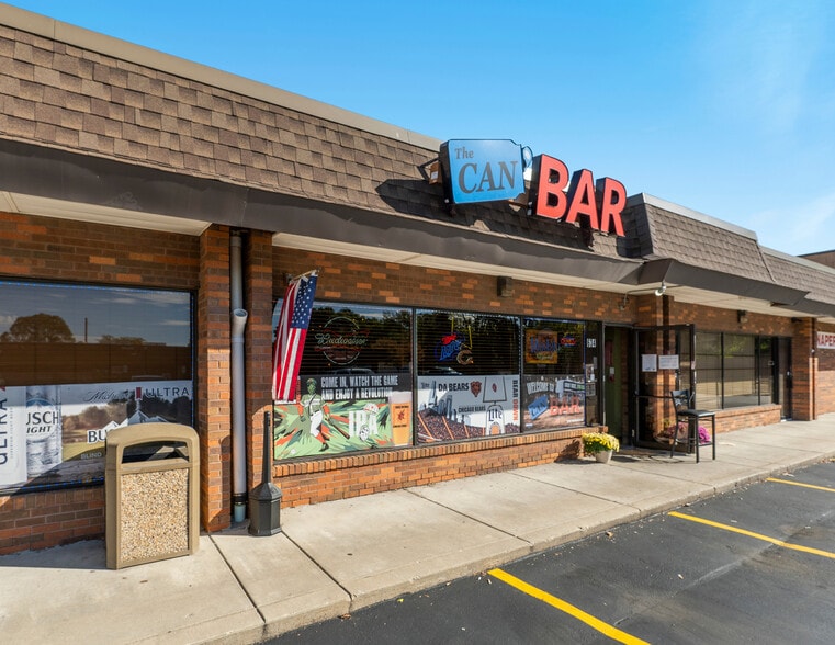 More Photos Of 610-624 E Ogden Ave, Naperville Storefront Retail Office For Sale