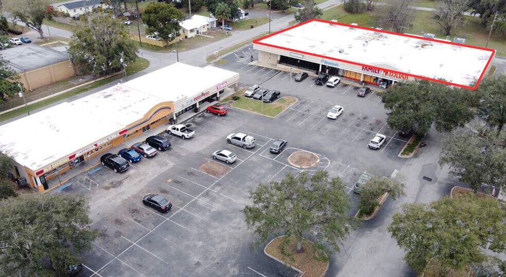 More Photos Of 5810-5840 SE Abshier Blvd, Belleview Storefront For Sale