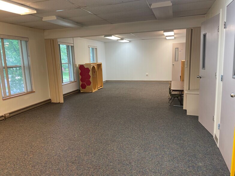 More Photos Of 1500 E Branch Rd, State College Office For Lease