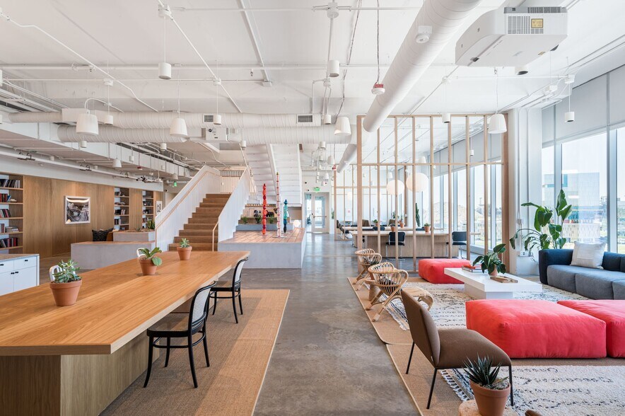 More Photos Of 410 N Scottsdale Rd, Tempe Office For Lease