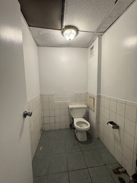 More Photos Of 251 W 81st St, New York Apartments For Lease