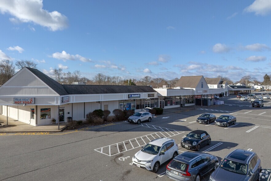 More Photos Of 6-36 Gooding Ave, Bristol Unknown For Lease