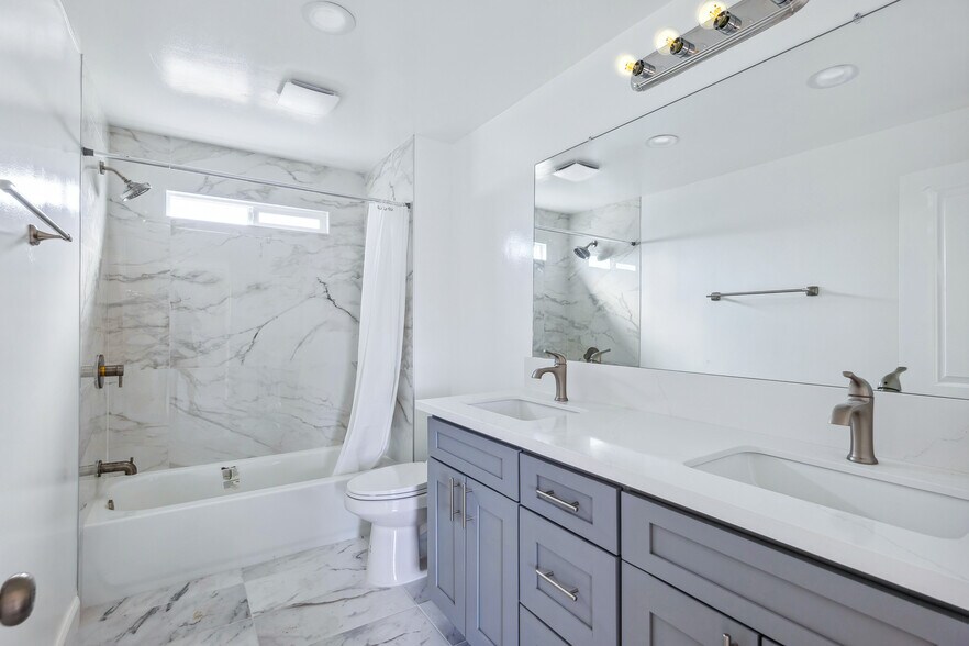 More Photos Of 1772 Rio Grande Rd, Bullhead City Multifamily For Sale