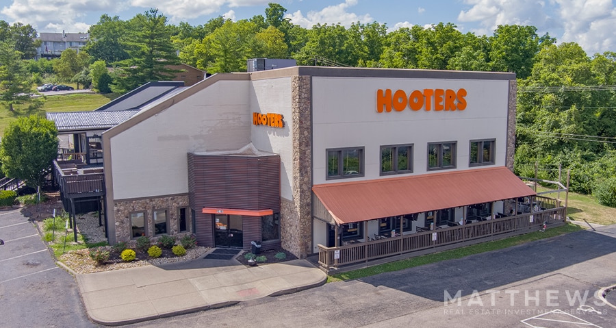 More Photos Of 12183-12185 Springfield Pike, Cincinnati Restaurant For Lease