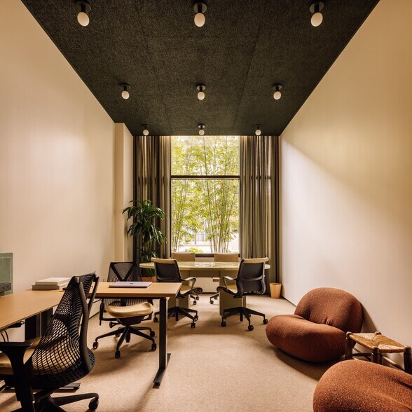 More Photos Of 1300 El Camino Real, Menlo Park Coworking Space