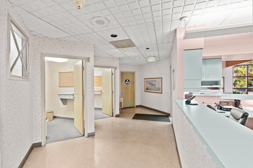 More Photos Of 5309 Carrington Cir, Stockton Healthcare For Sale