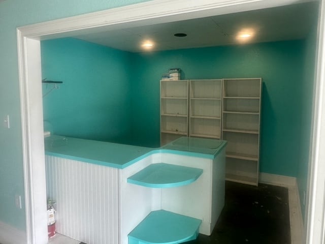 More Photos Of 3576 Webber St, Sarasota Freestanding For Sale