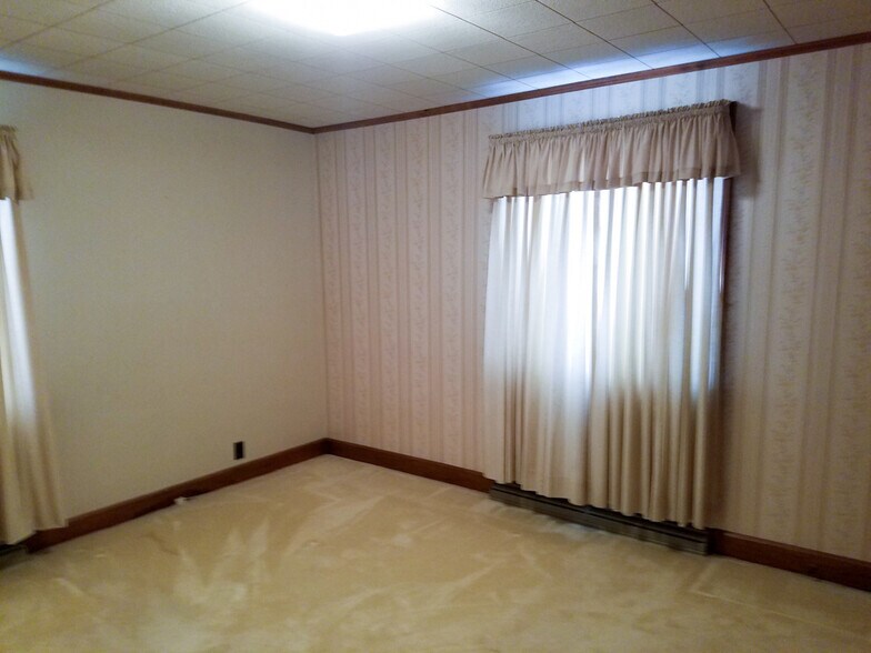 More Photos Of 1305 Whipple Ave NW, Canton Office For Lease