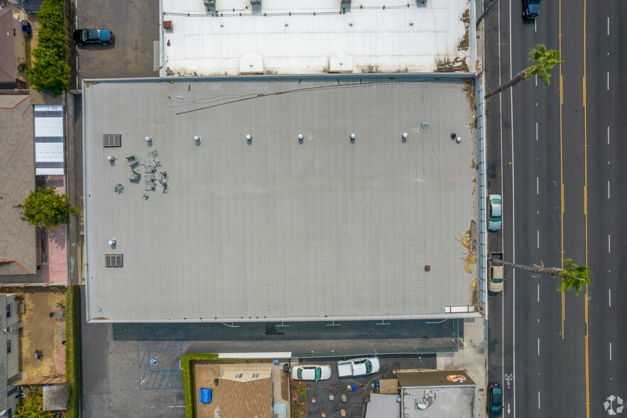 More Photos Of 733 Broadway, Chula Vista Storefront For Sale