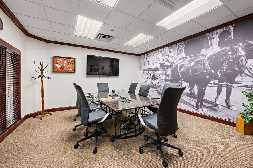 More Photos Of 1481 81st Ave NE, Spring Lake Park Office For Sale