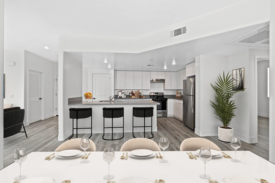 More Photos Of 8951 Monte Vista Ave, Montclair Apartments For Sale